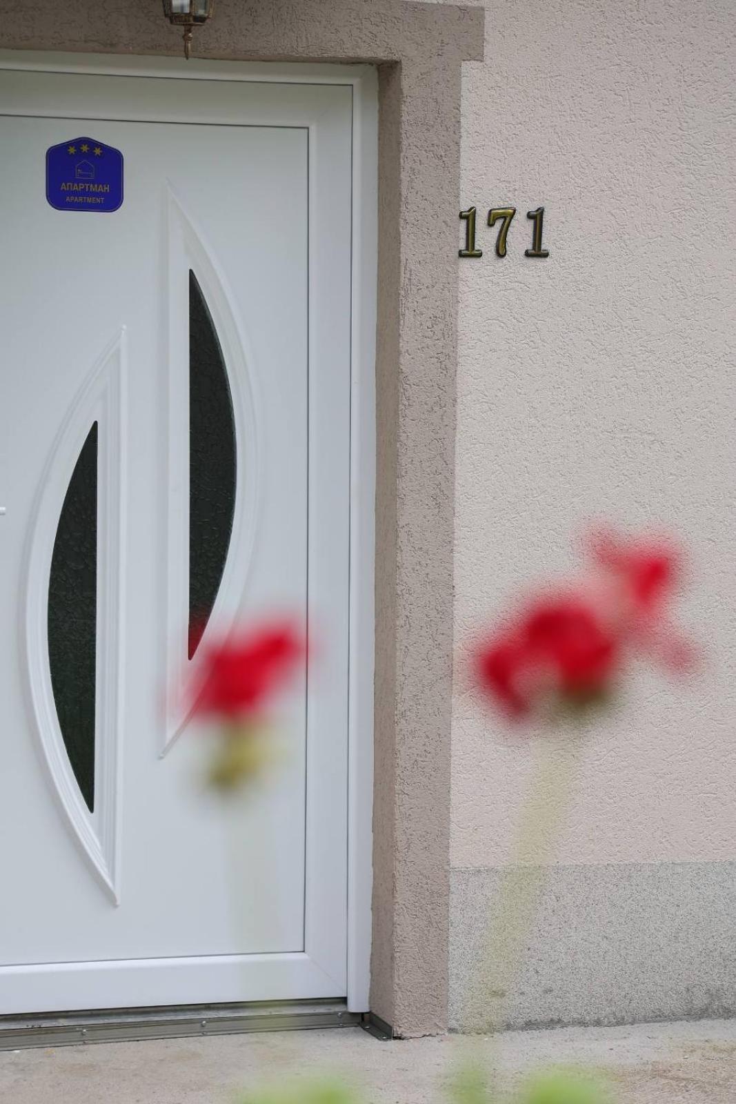 Apartment Nikolic *